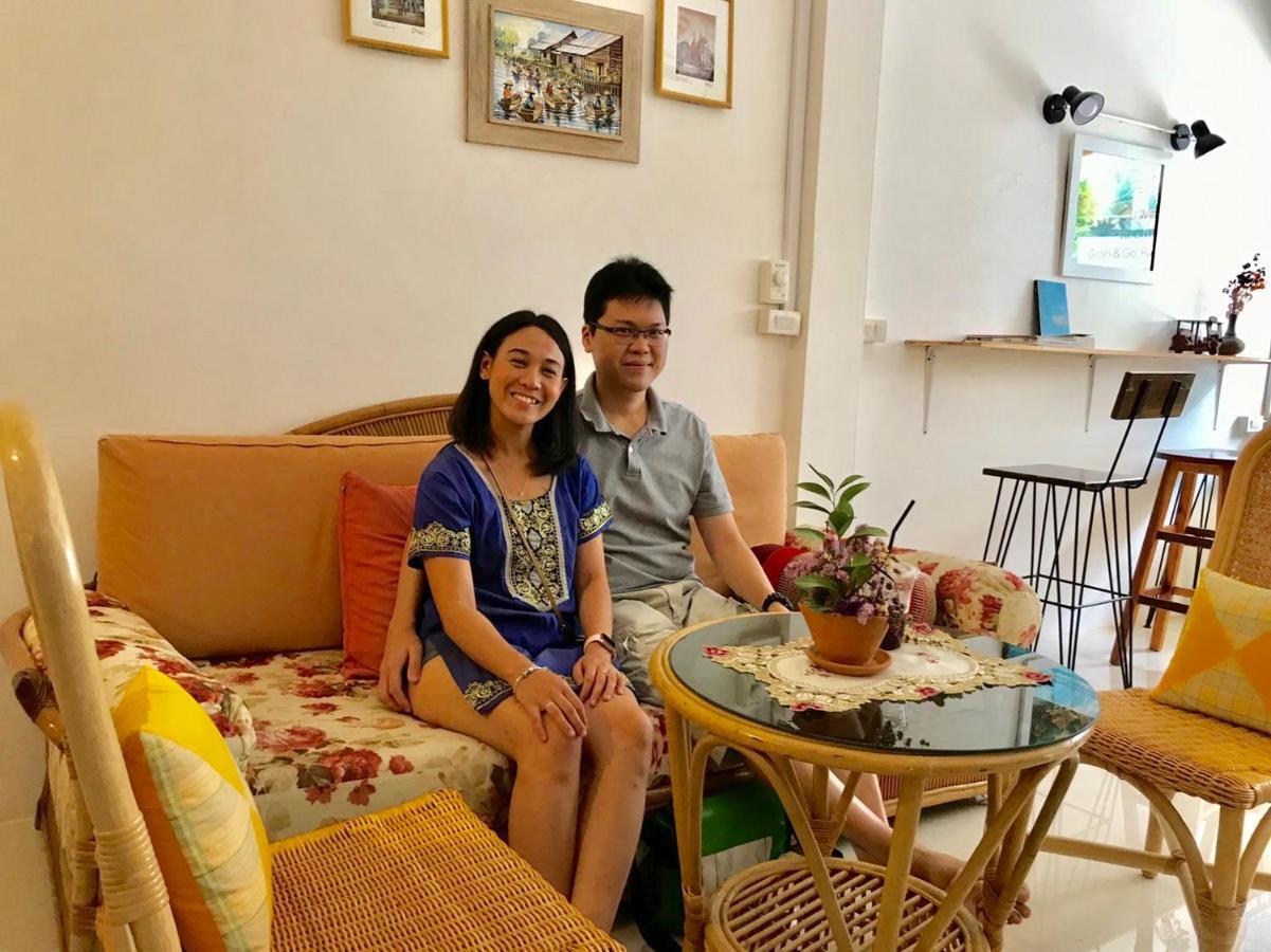 One Of Us House Hostel Bangkok Kültér fotó